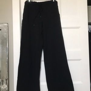 Lululemon wide leg pants